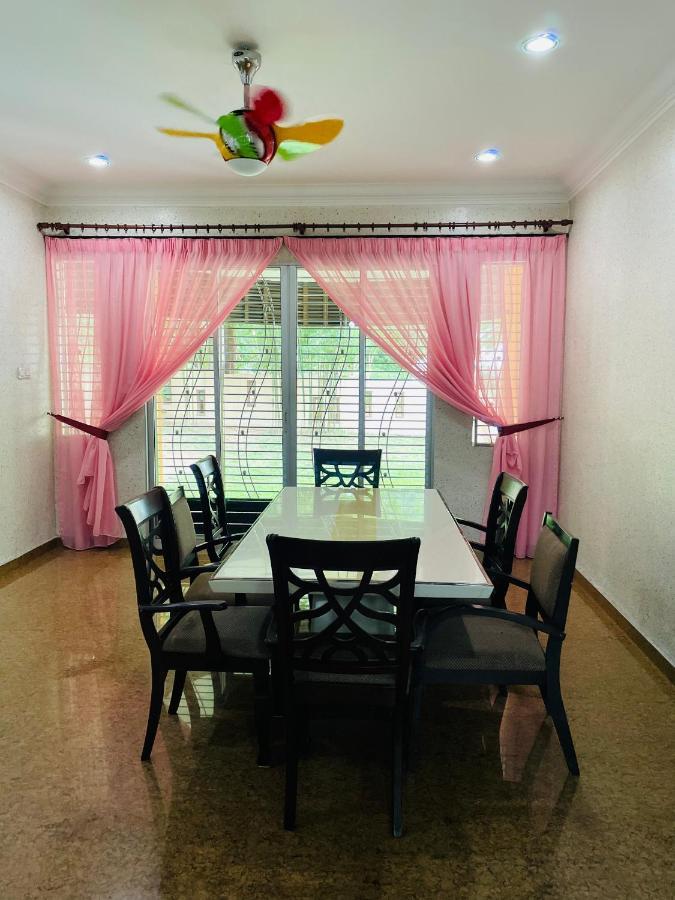 Homestay Seri Pangkor بانكور المظهر الخارجي الصورة